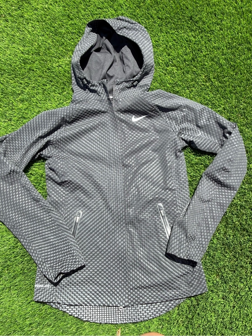 Nike Storm Fit 5 Women's Black Hooded Lightweight Jacket